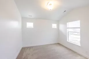6668 W Twin Rocks Ln, Herriman, UT 84096 - Photo 10