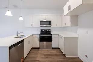 6668 W Twin Rocks Ln, Herriman, UT 84096 - Photo 12