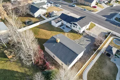 851 E Center St, Pleasant Grove, UT 84062 - Photo 36