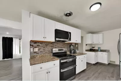 8147 S Roosevelt St, Midvale, UT 84047 - Photo 6