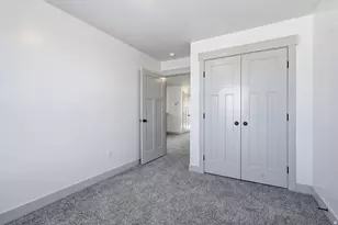 864 E 250 N, Hyrum, UT 84319 - Photo 14