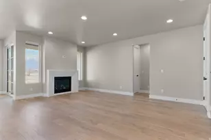 5006 W Green Ash Ln, Highland, UT 84003 - Photo 6