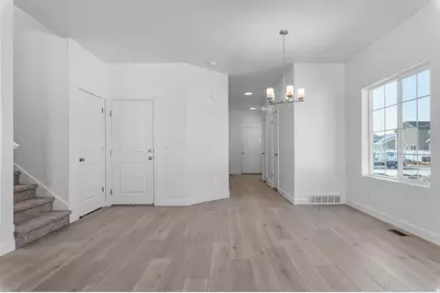 974 W Peregrine Dr, Stansbury Park, UT 84074 - Photo 10