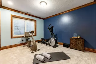 407 E Hidden Lake Dr, Bountiful, UT 84010 - Photo 32