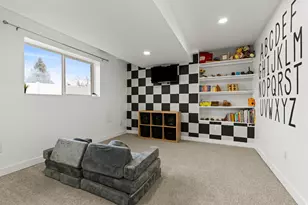 103 E 1250 N, Layton, UT 84041 - Photo 22