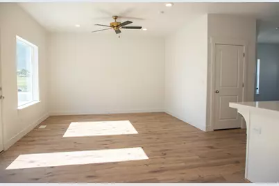 644 N 500 E #111, Salem, UT 84653 - Photo 4