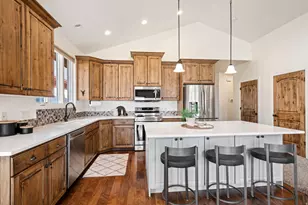 1353 N Montreux Dr, Midway, UT 84049 - Photo 8