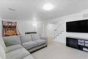 2567 Sharron Dr, Taylorsville, UT 84129 - Photo 24