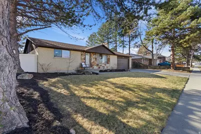 2567 Sharron Dr, Taylorsville, UT 84129 - Photo 2