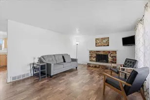 2567 Sharron Dr, Taylorsville, UT 84129 - Photo 6