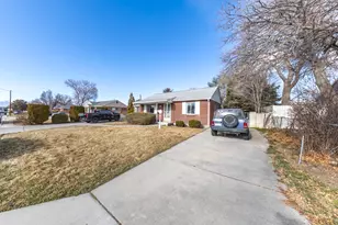 44 W Washington Ave, Murray, UT 84107 - Photo 26