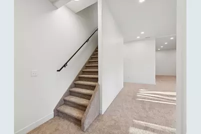 1444 E 2400 N, Layton, UT 84040 - Photo 38