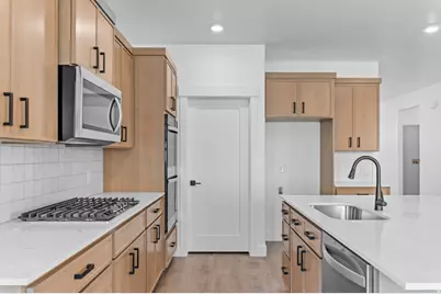 185 W Glenbrittle Dr #215, Lehi, UT 84048 - Photo 6