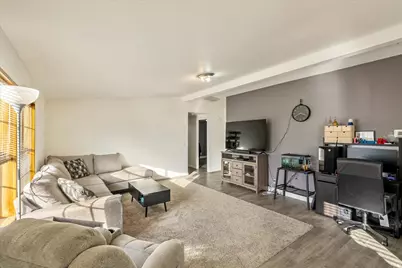 1181 E Del Rio St, Holladay, UT 84117 - Photo 4