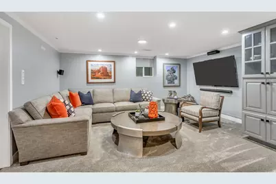 1900 E 5685 S, Holladay, UT 84121 - Photo 30