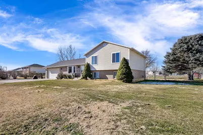 3917 S 3850 W, West Haven, UT 84401 - Photo 4