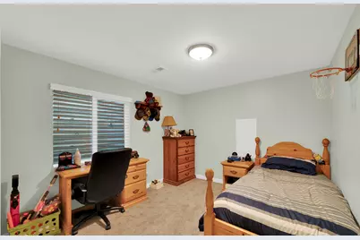 895 N Petro Dr, Tooele, UT 84074 - Photo 18