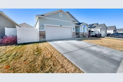 895 N Petro Dr, Tooele, UT 84074 - Photo 2