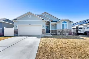 895 N Petro Dr, Tooele, UT 84074 - Photo 1