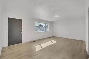 3814 W Shire Cir S, Taylorsville, UT 84129 - Photo 4