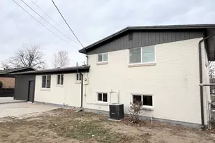 8343 S Monroe St, Midvale, UT 84047 - Photo 32