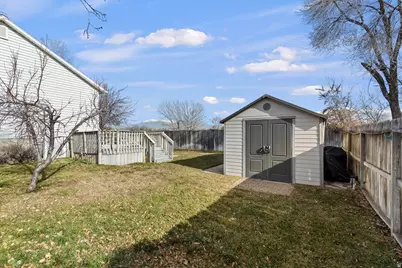 1818 S 200 W, Clearfield, UT 84015 - Photo 32