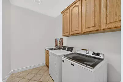 9390 N Canyon Wash Dr, Eagle Mountain, UT 84005 - Photo 20