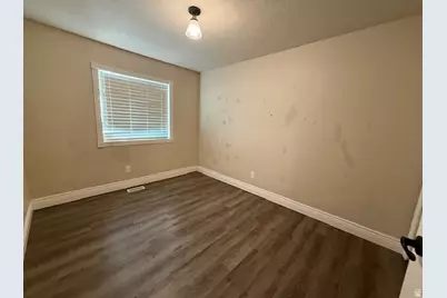 273 W Autumn Dr, Saratoga Springs, UT 84045 - Photo 4