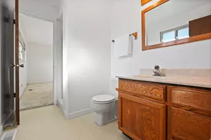 2303 W Cynthia Ann Cir, Riverton, UT 84065 - Photo 10