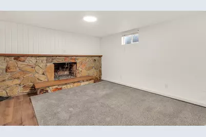 8390 S 745 E, Sandy, UT 84094 - Photo 30