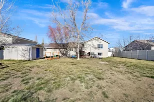2927 W 2100 N, Clinton, UT 84015 - Photo 20
