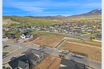 6042 Timpanogos Ln #222, Mountain Green, UT 84050 - Photo 14