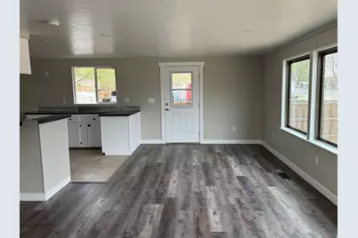 22 S 400 E, Myton, UT 84052 - Photo 14