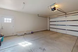 1095 E Canyon Dr, Big Water, UT 84741 - Photo 30