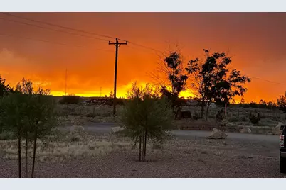 1095 E Canyon Dr, Big Water, UT 84741 - Photo 34