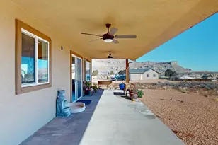 1095 E Canyon Dr, Big Water, UT 84741 - Photo 40