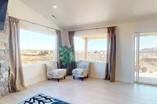 1095 E Canyon Dr, Big Water, UT 84741 - Photo 14