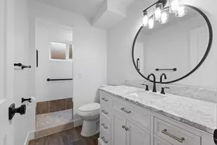 2270 E Murray Holladay Rd, Holladay, UT 84117 - Photo 18