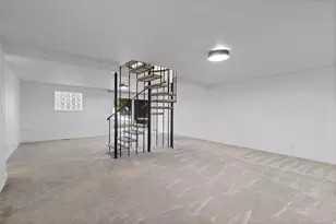 2270 E Murray Holladay Rd, Holladay, UT 84117 - Photo 16