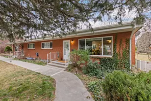 2270 E Murray Holladay Rd, Holladay, UT 84117 - Photo 2