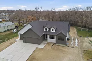 8035 N Park Meadow Ln E, Lake Point, UT 84074 - Photo 46