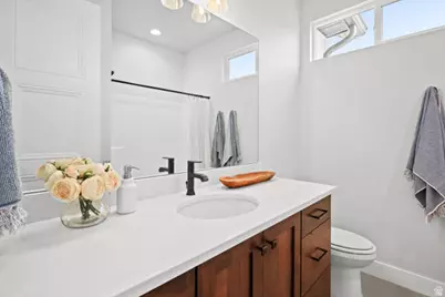 8035 N Park Meadow Ln E #2, Lake Point, UT 84074 - Photo 28