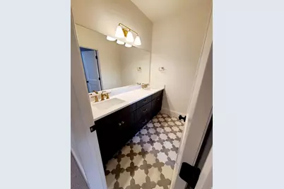 1681 E Delaware Ln, Holladay, UT 84117 - Photo 16