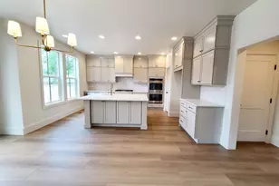 1681 E Delaware Ln, Holladay, UT 84117 - Photo 6