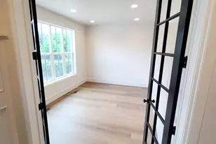 1681 E Delaware Ln, Holladay, UT 84117 - Photo 2
