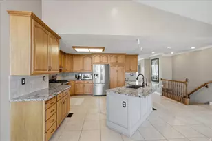 1627 E Mulberry Way S, Sandy, UT 84093 - Photo 12