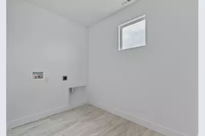 1325 N 1250 E #39, Logan, UT 84321 - Photo 24