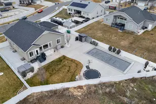 621 S Sugar Pine Dr, Layton, UT 84041 - Photo 34