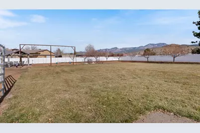 1488 W Diamond Dr, Saint George, UT 84770 - Photo 46