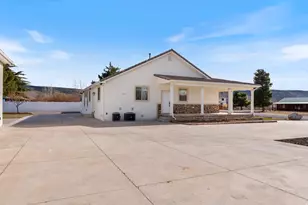 1488 W Diamond Dr, Saint George, UT 84770 - Photo 50